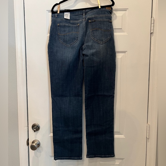 NWT Lee Jeans Size 16 Long Mid Rise Straight Leg - Picture 8 of 8
